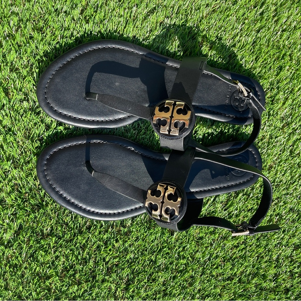 TORY BURCH Bryce Flat Thong Ivory Sandal 43066 US Women - Picture 2 of 6